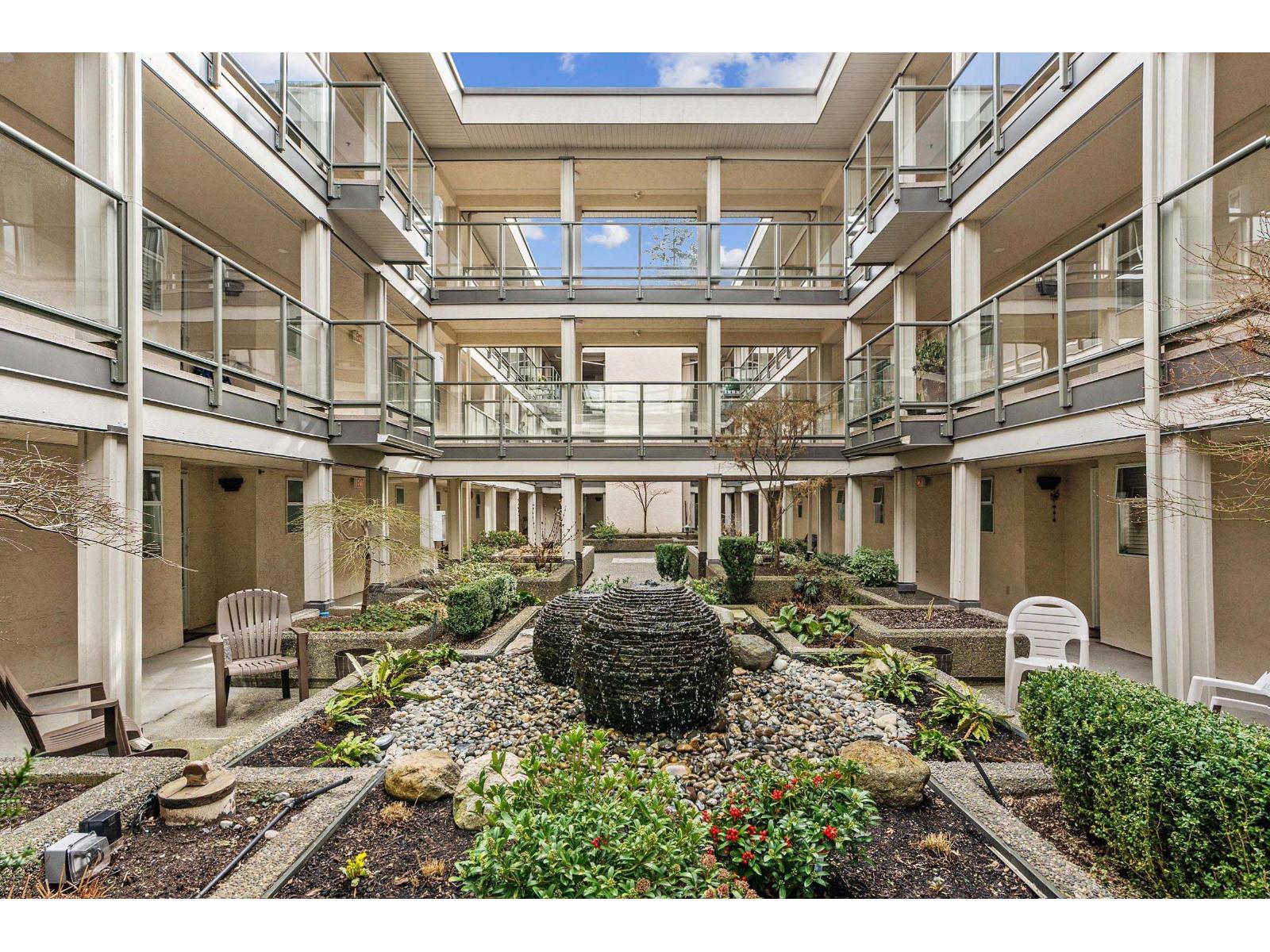 303 15255 18 AVENUE, Surrey, British Columbia