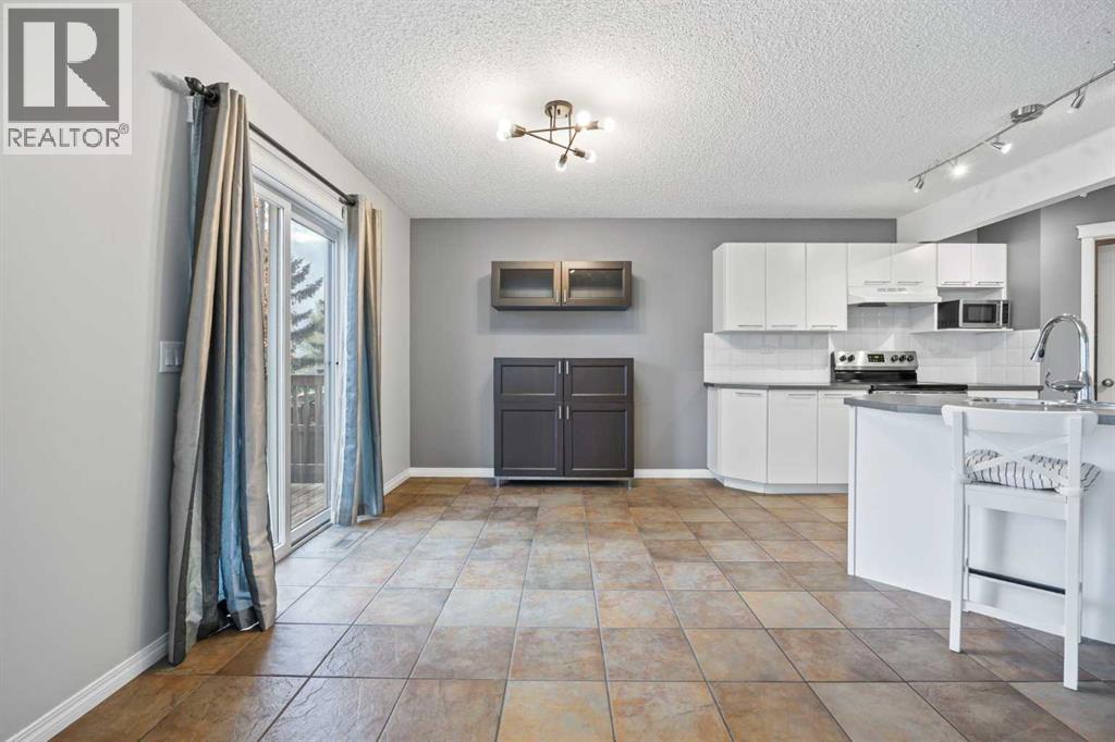 Property at 230 Cougarstone Circle SW image 5