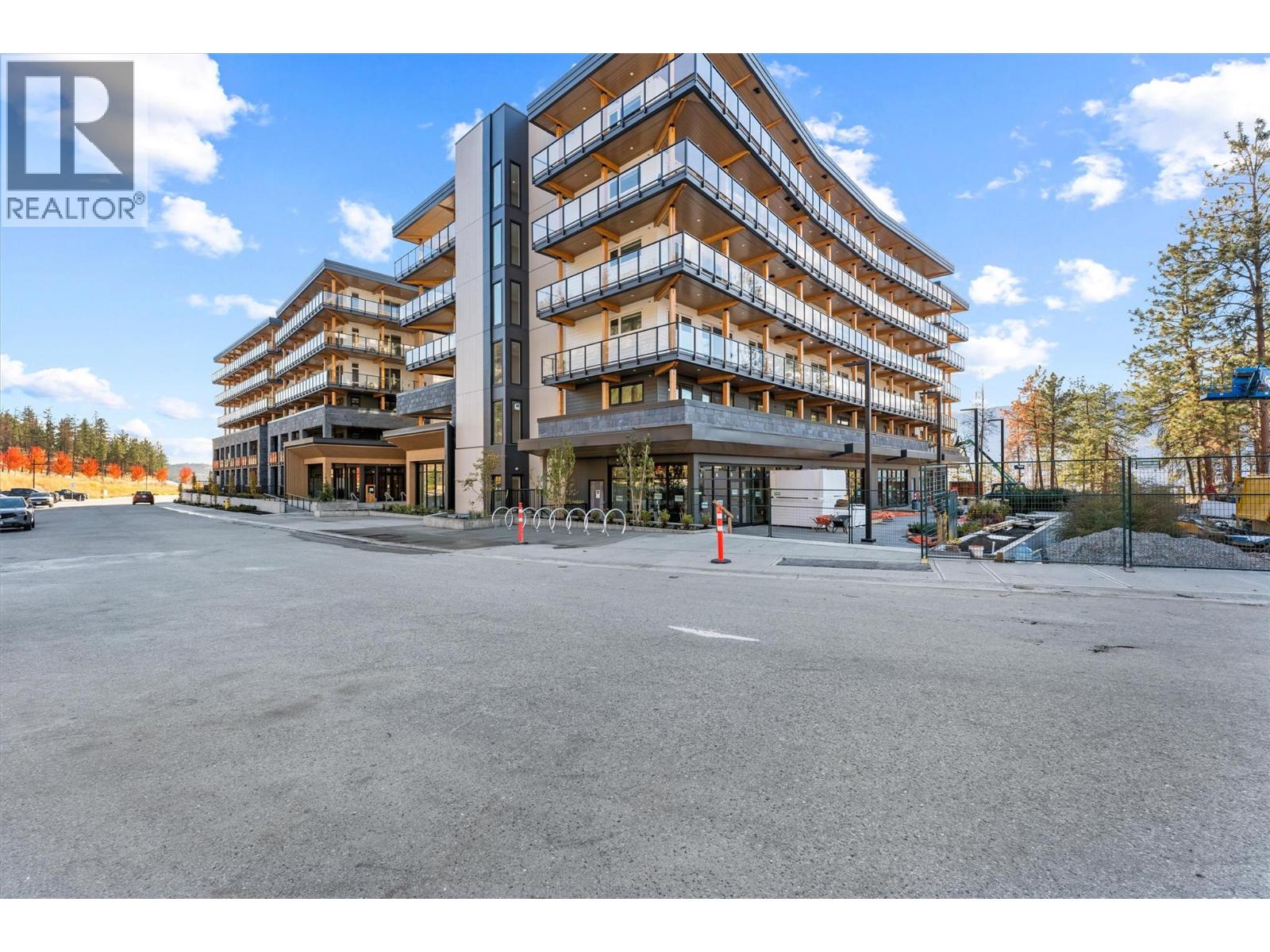 9654 Benchland Road Unit# 202, lake country, British Columbia