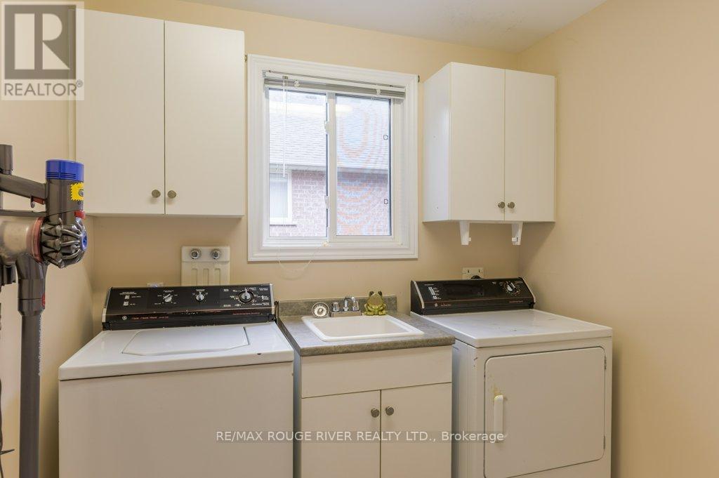 315 Woodward Avenue, Selwyn, Ontario  K9L 1K2 - Photo 31 - X12522606