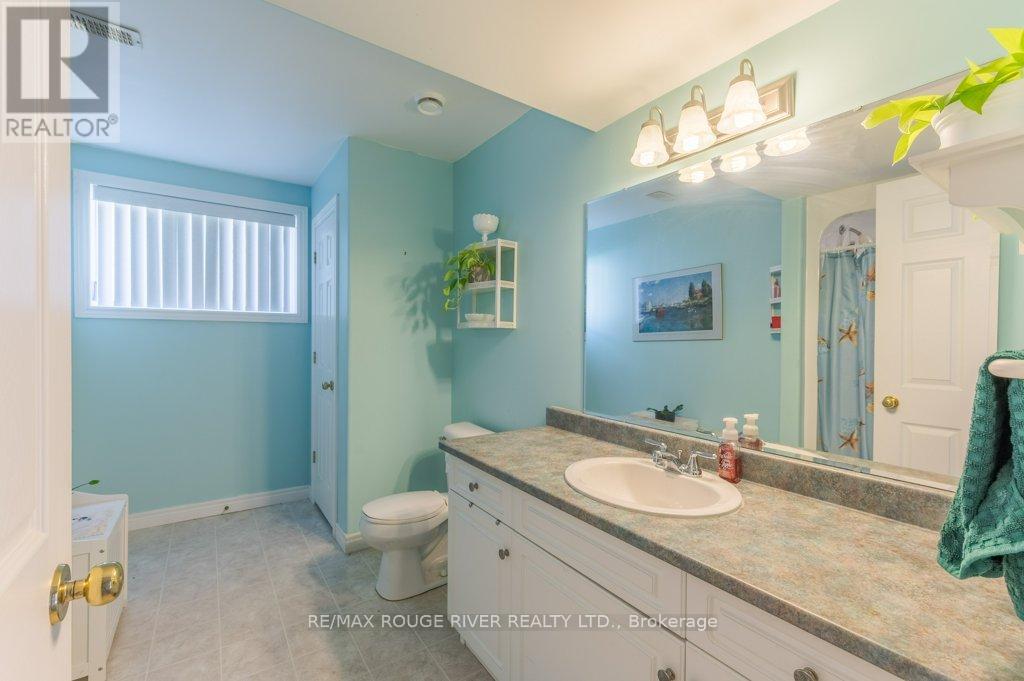 315 Woodward Avenue, Selwyn, Ontario  K9L 1K2 - Photo 38 - X12522606