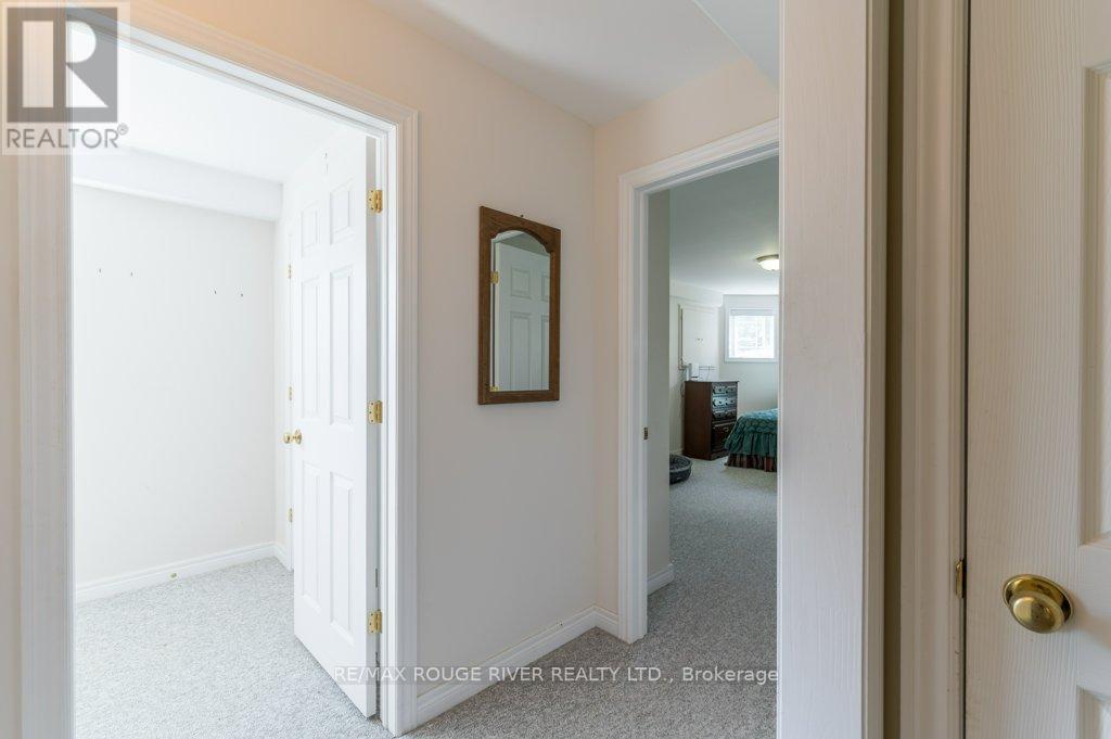 315 Woodward Avenue, Selwyn, Ontario  K9L 1K2 - Photo 44 - X12522606