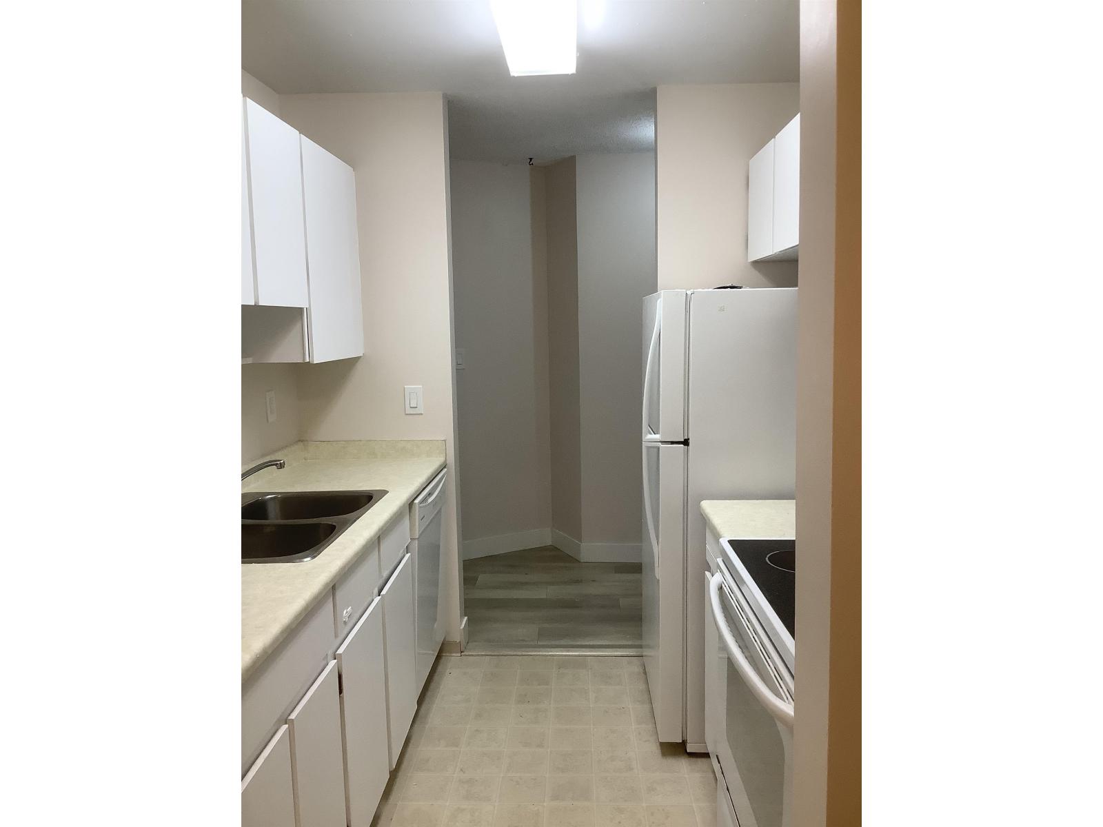 223 1850 E Southmere Crescent, Surrey, British Columbia  V4A 6Y6 - Photo 6 - R3064522