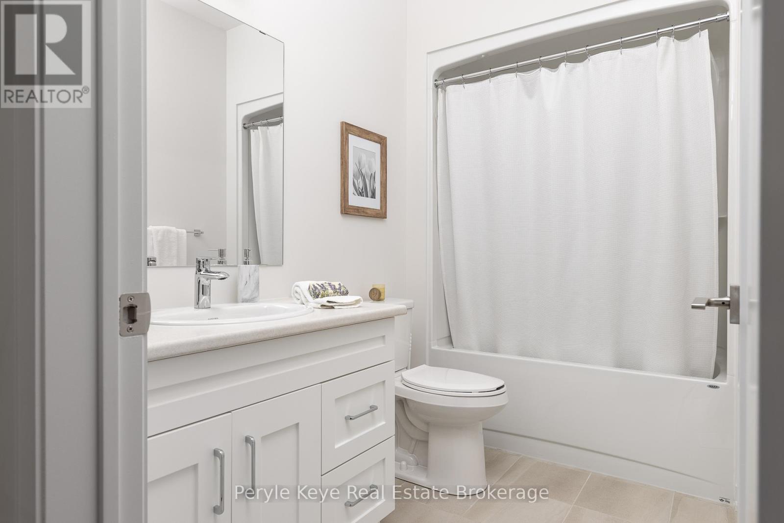 14 Charles Morley Boulevard, Huntsville, Ontario P1H 0G5 - Photo 38 - X12451087