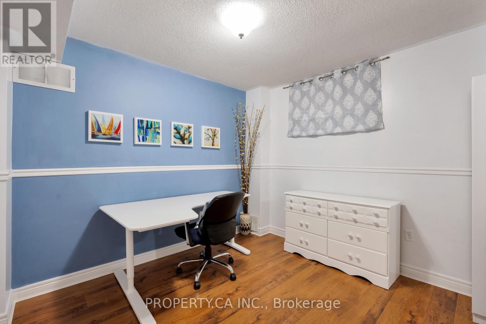 12 Suncrest Drive, Brampton, Ontario  L6X 4L6 - Photo 37 - W12522200