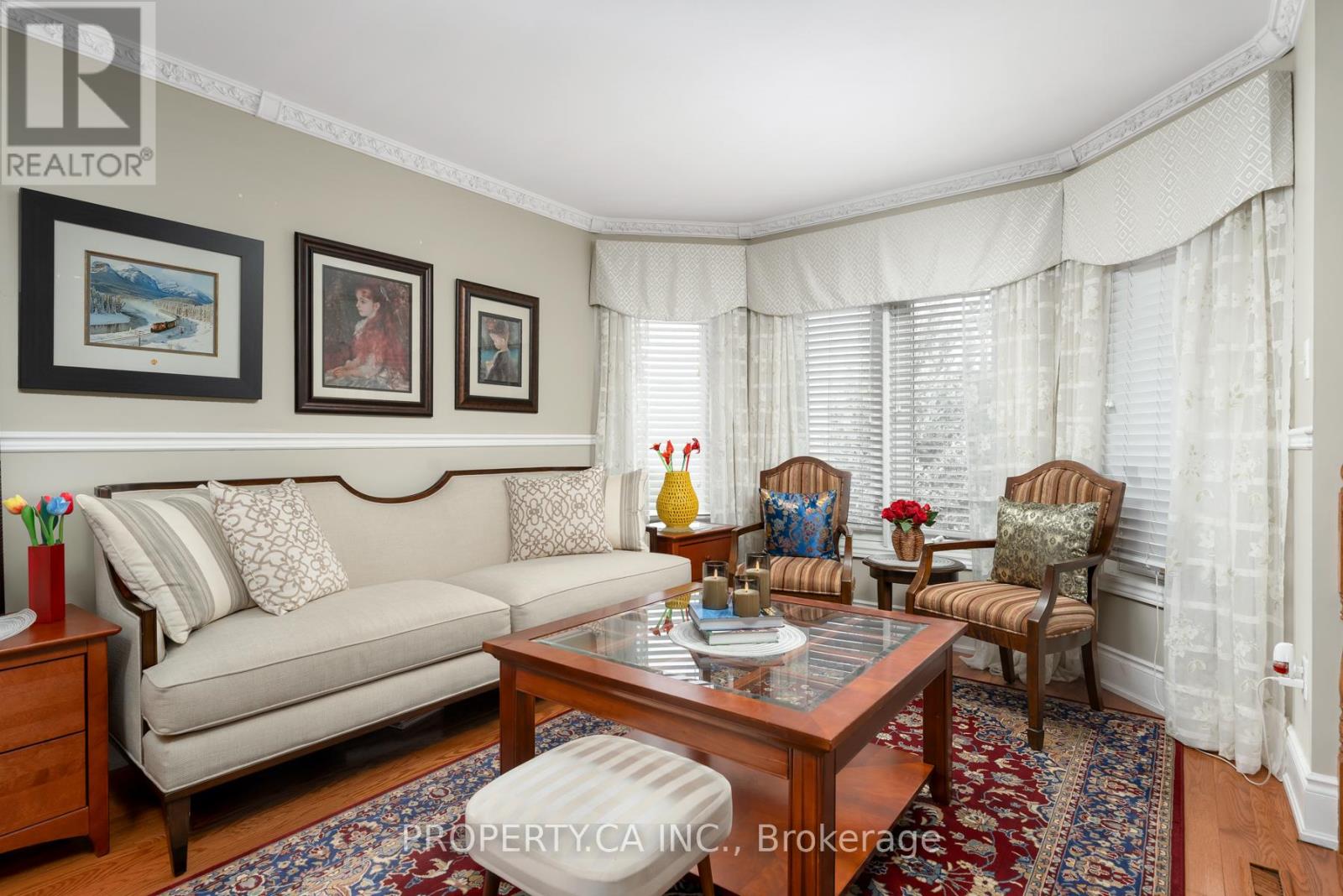 12 Suncrest Drive, Brampton, Ontario  L6X 4L6 - Photo 8 - W12522200