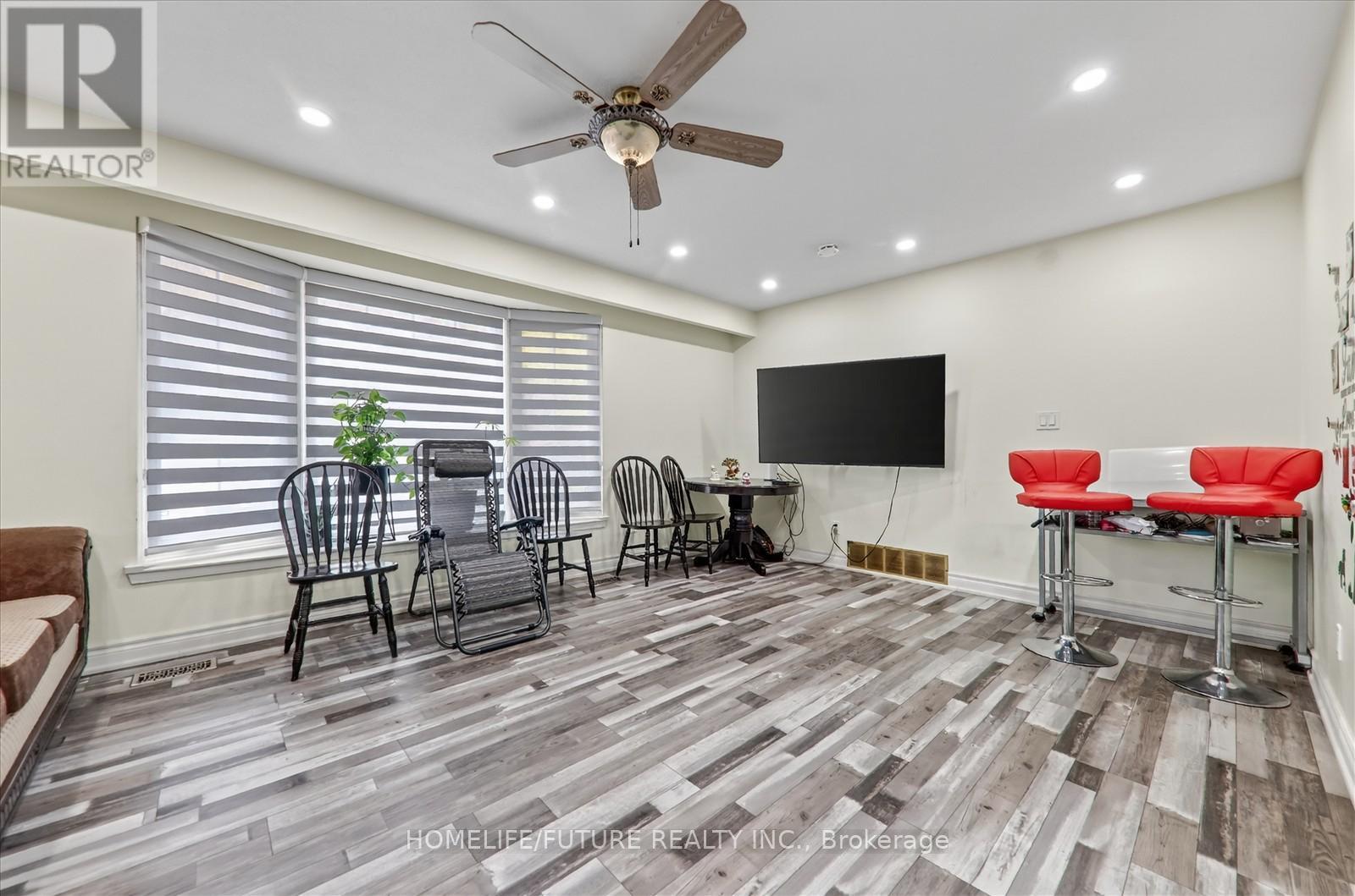 336 Bartley Bull Parkway, Brampton, Ontario  L6W 2L3 - Photo 8 - W12522228