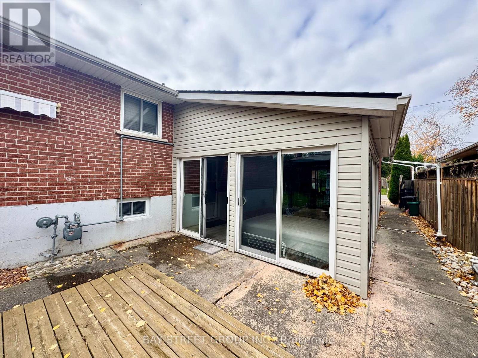 Lower - 3136 Victoria Street, Oakville, Ontario  L6L 1K2 - Photo 14 - W12522262