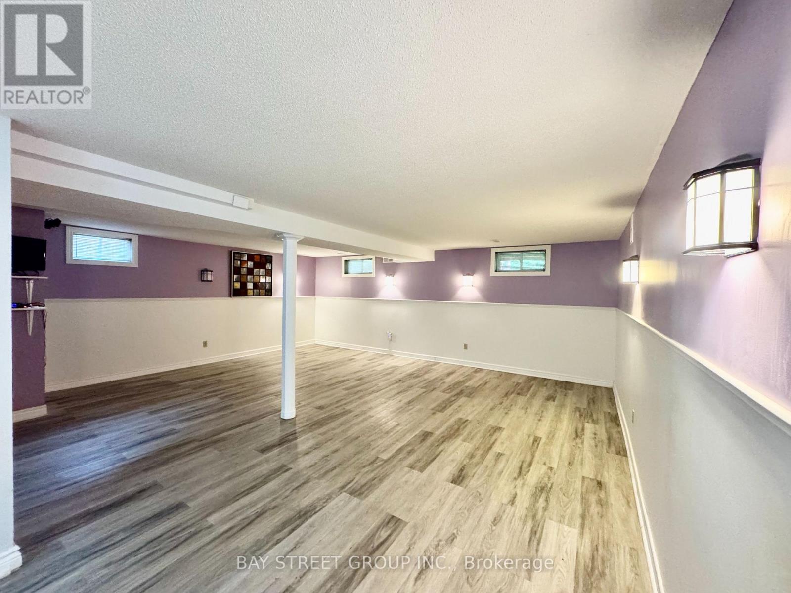 Lower - 3136 Victoria Street, Oakville, Ontario  L6L 1K2 - Photo 3 - W12522262