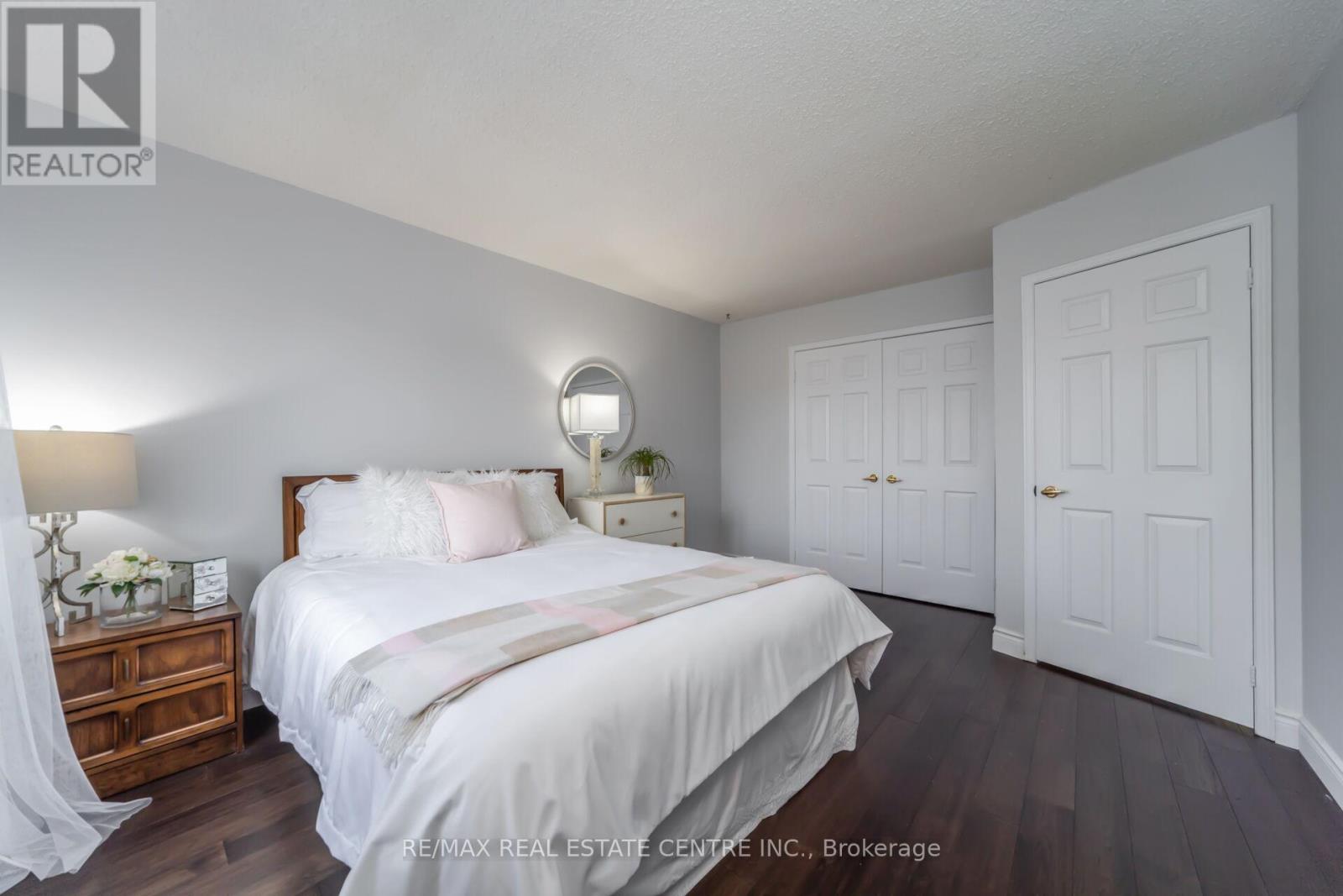 25 Brookbank Court, Brampton, Ontario L6Z 3G4 - Photo 25 - W12522300