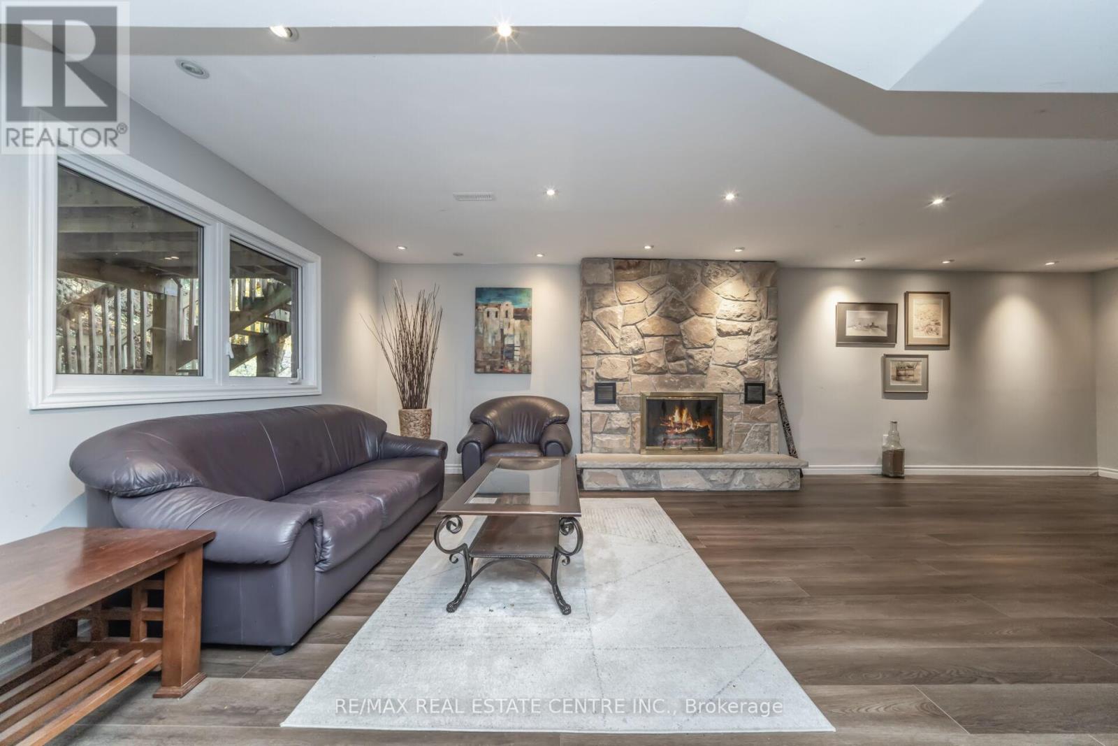 25 Brookbank Court, Brampton, Ontario L6Z 3G4 - Photo 31 - W12522300