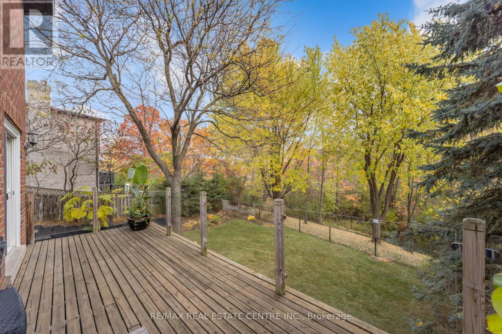 25 Brookbank Court, Brampton, Ontario L6Z 3G4 - Photo 38 - W12522300