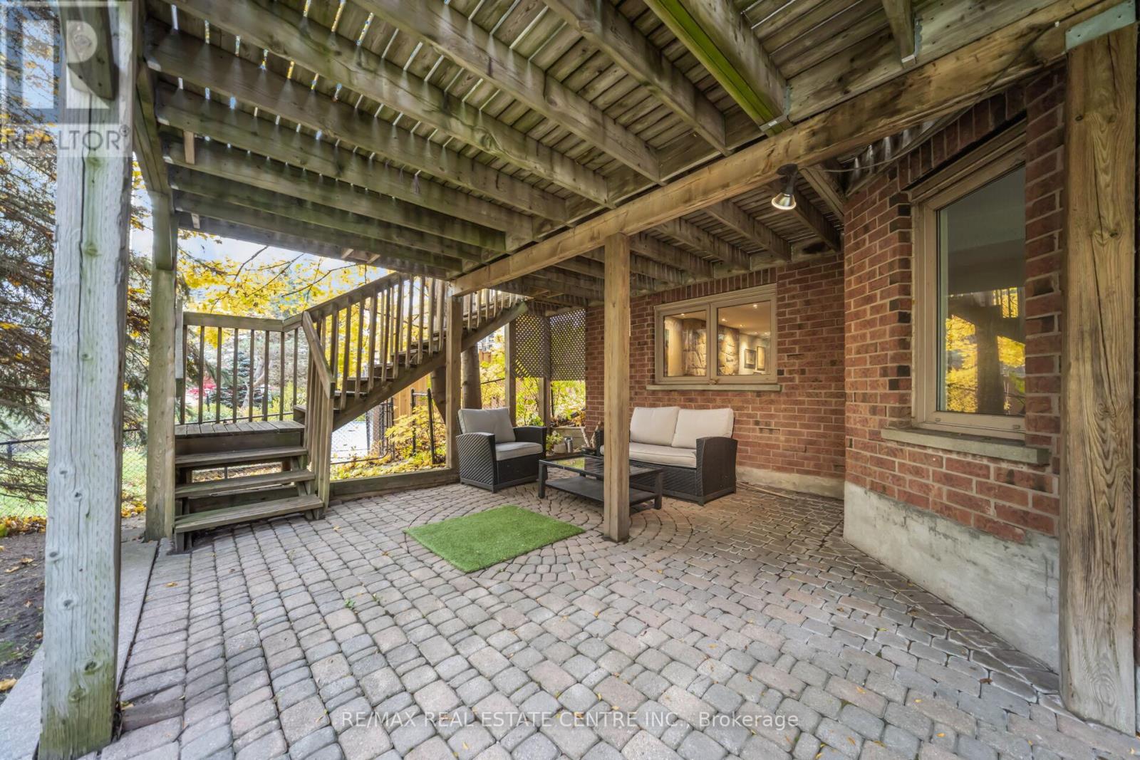 25 Brookbank Court, Brampton, Ontario L6Z 3G4 - Photo 39 - W12522300