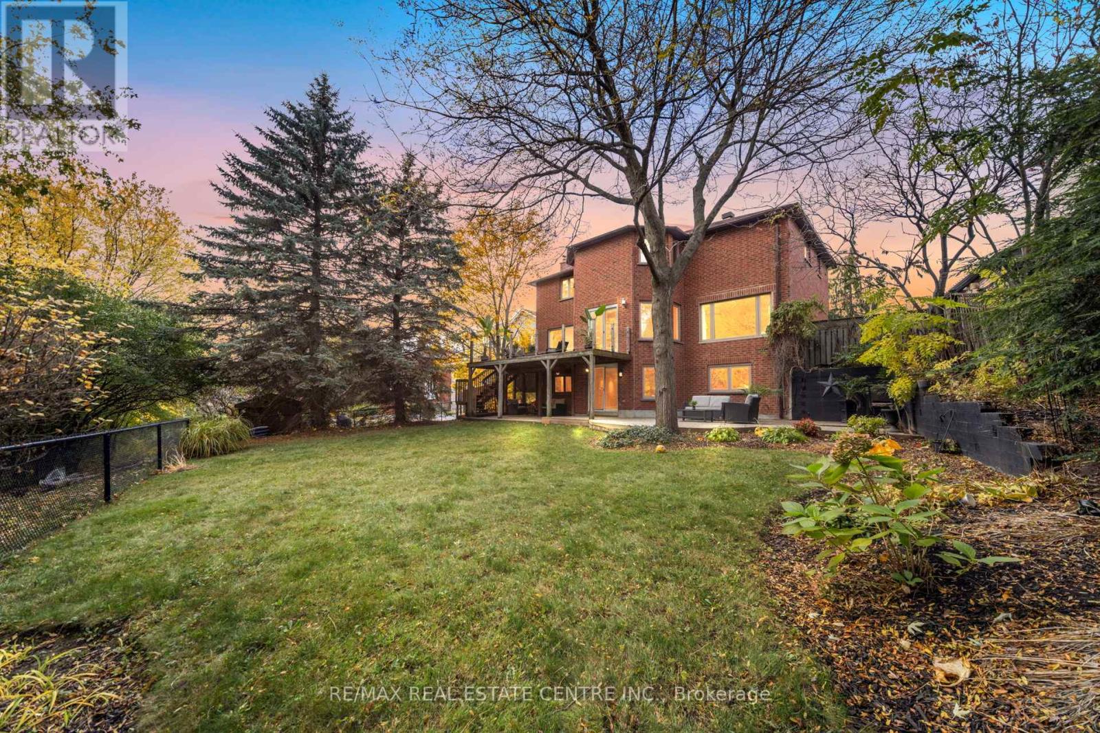 25 Brookbank Court, Brampton, Ontario L6Z 3G4 - Photo 41 - W12522300