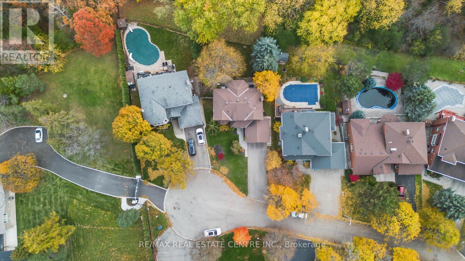 25 Brookbank Court, Brampton, Ontario L6Z 3G4 - Photo 46 - W12522300