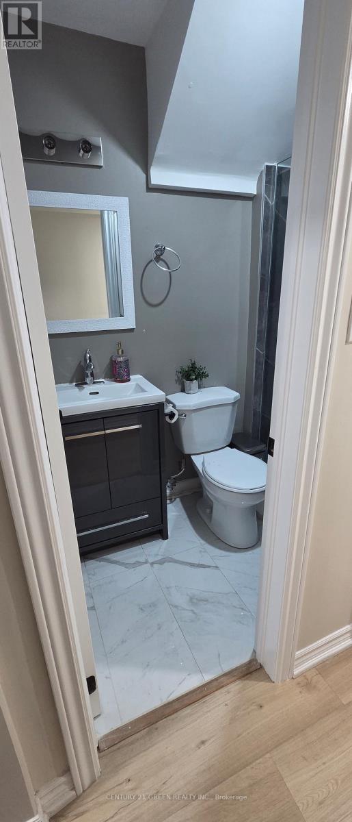 Bsmt - 560 Boyd Lane, Milton, Ontario  L9E 1W6 - Photo 9 - W12522308