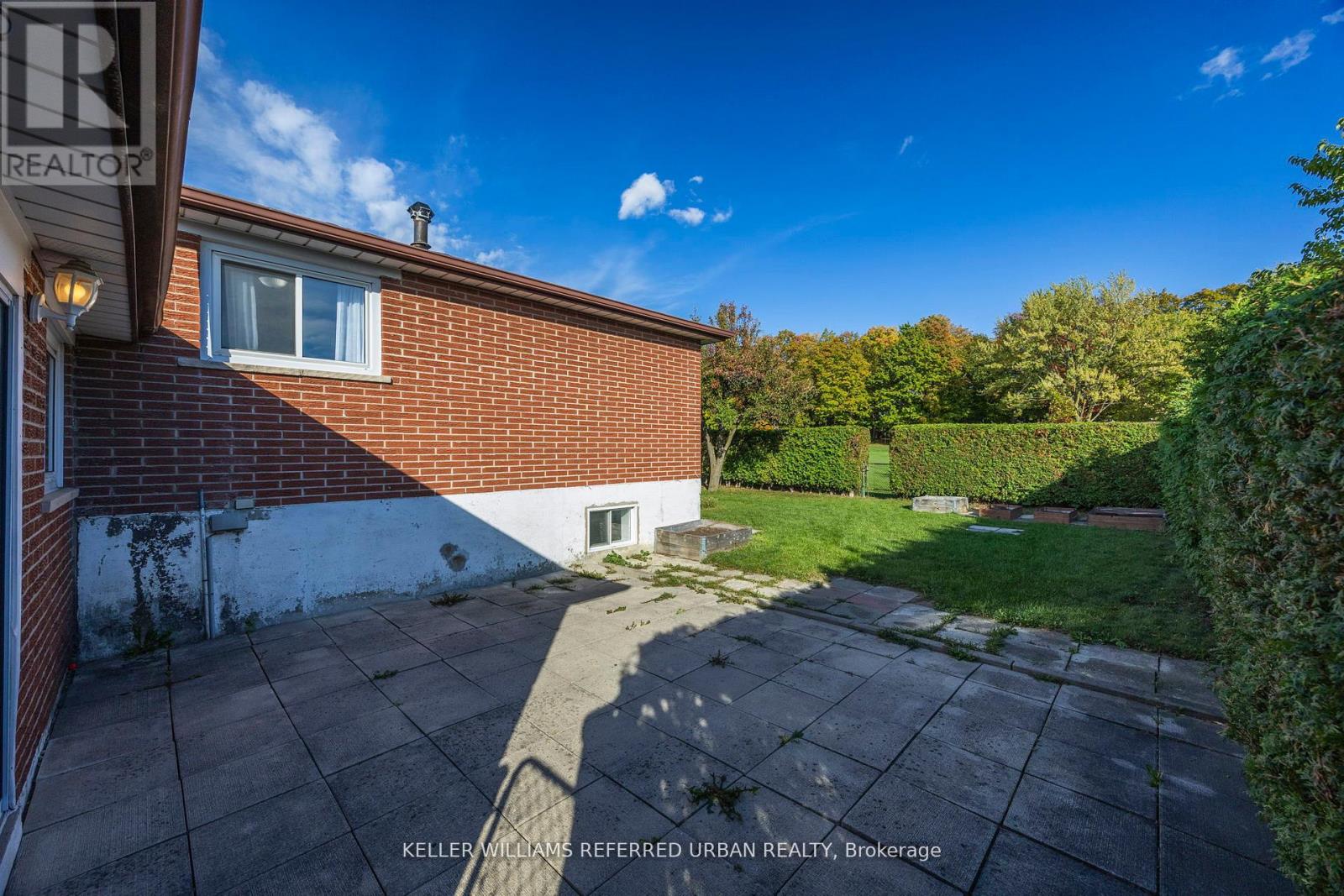 17 Madron Crescent, Toronto, Ontario  M3J 1H8 - Photo 33 - W12522320