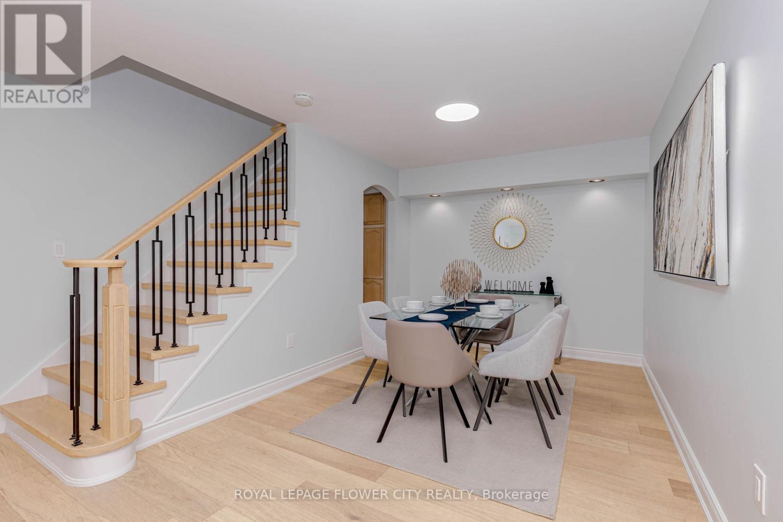 1805 Samuelson Circle, Mississauga, Ontario  L5N 7Z6 - Photo 10 - W12522324