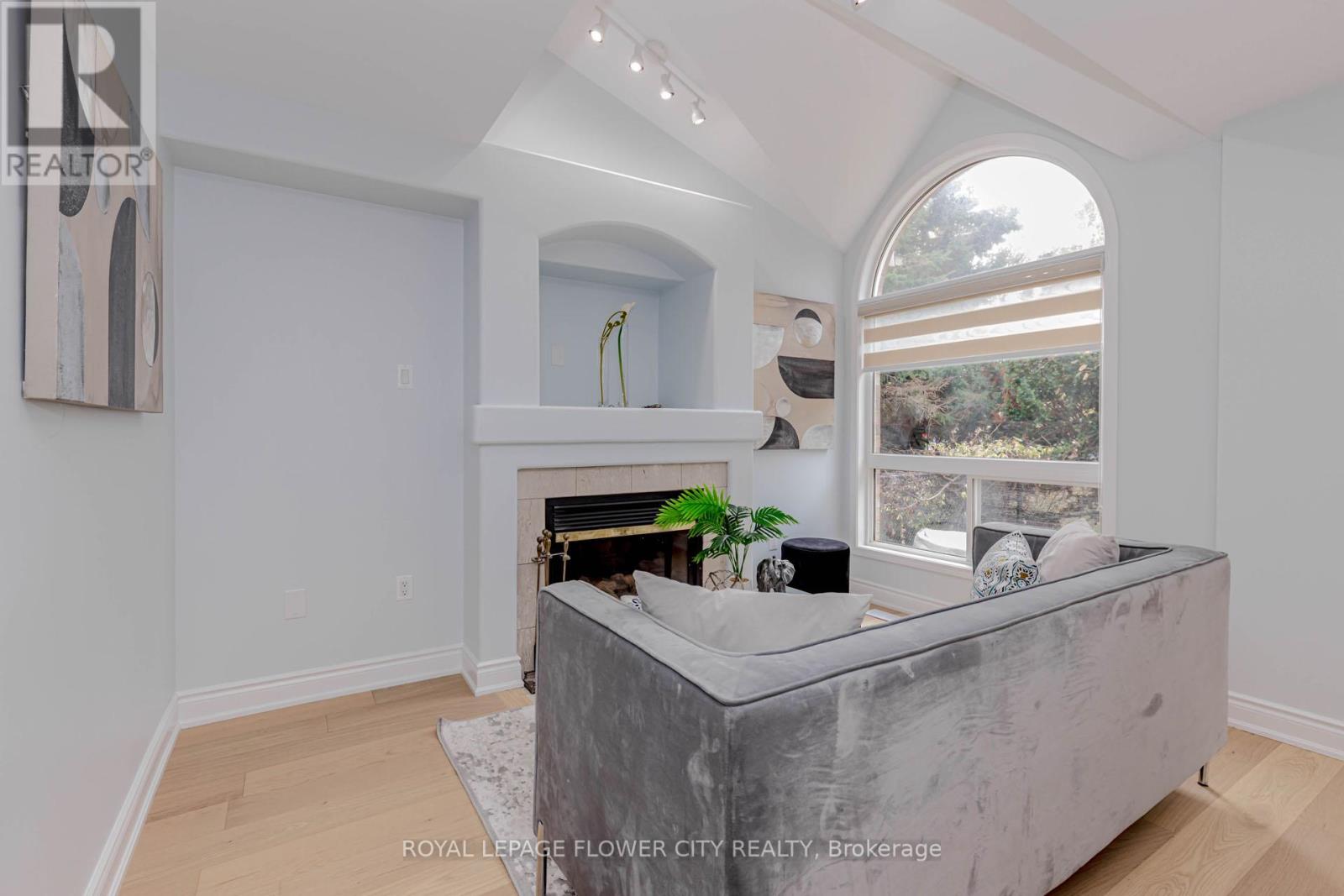 1805 Samuelson Circle, Mississauga, Ontario  L5N 7Z6 - Photo 21 - W12522324