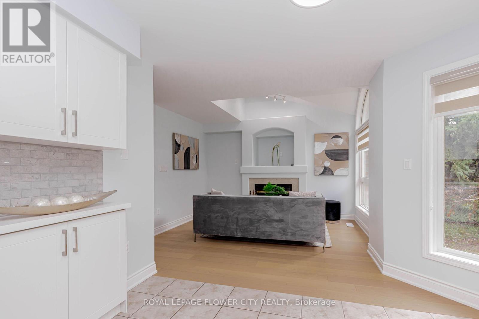 1805 Samuelson Circle, Mississauga, Ontario  L5N 7Z6 - Photo 24 - W12522324