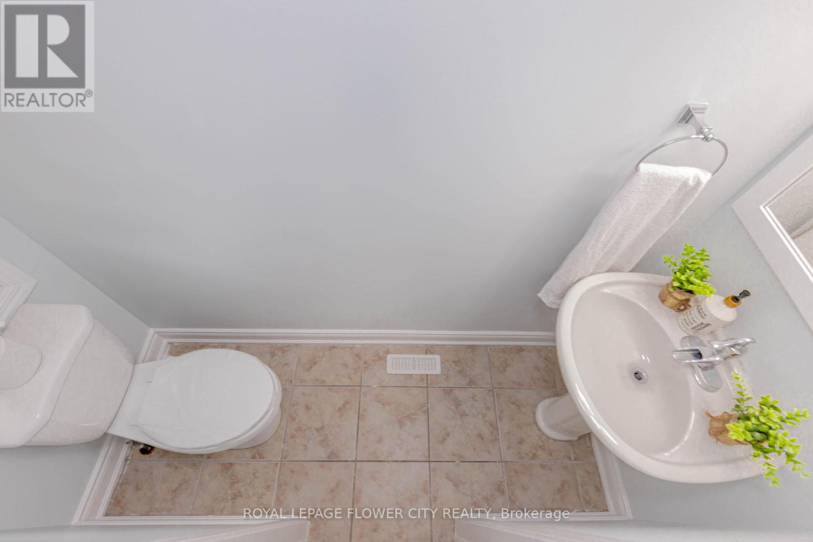 1805 Samuelson Circle, Mississauga, Ontario  L5N 7Z6 - Photo 25 - W12522324