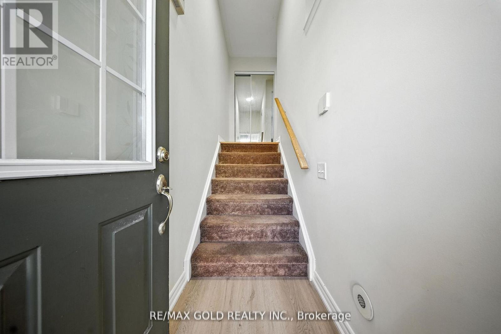 58 - 50 Strathaven Drive, Mississauga, Ontario  L5R 4E7 - Photo 5 - W12522348