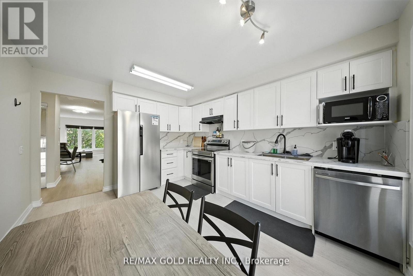 58 - 50 Strathaven Drive, Mississauga, Ontario  L5R 4E7 - Photo 7 - W12522348