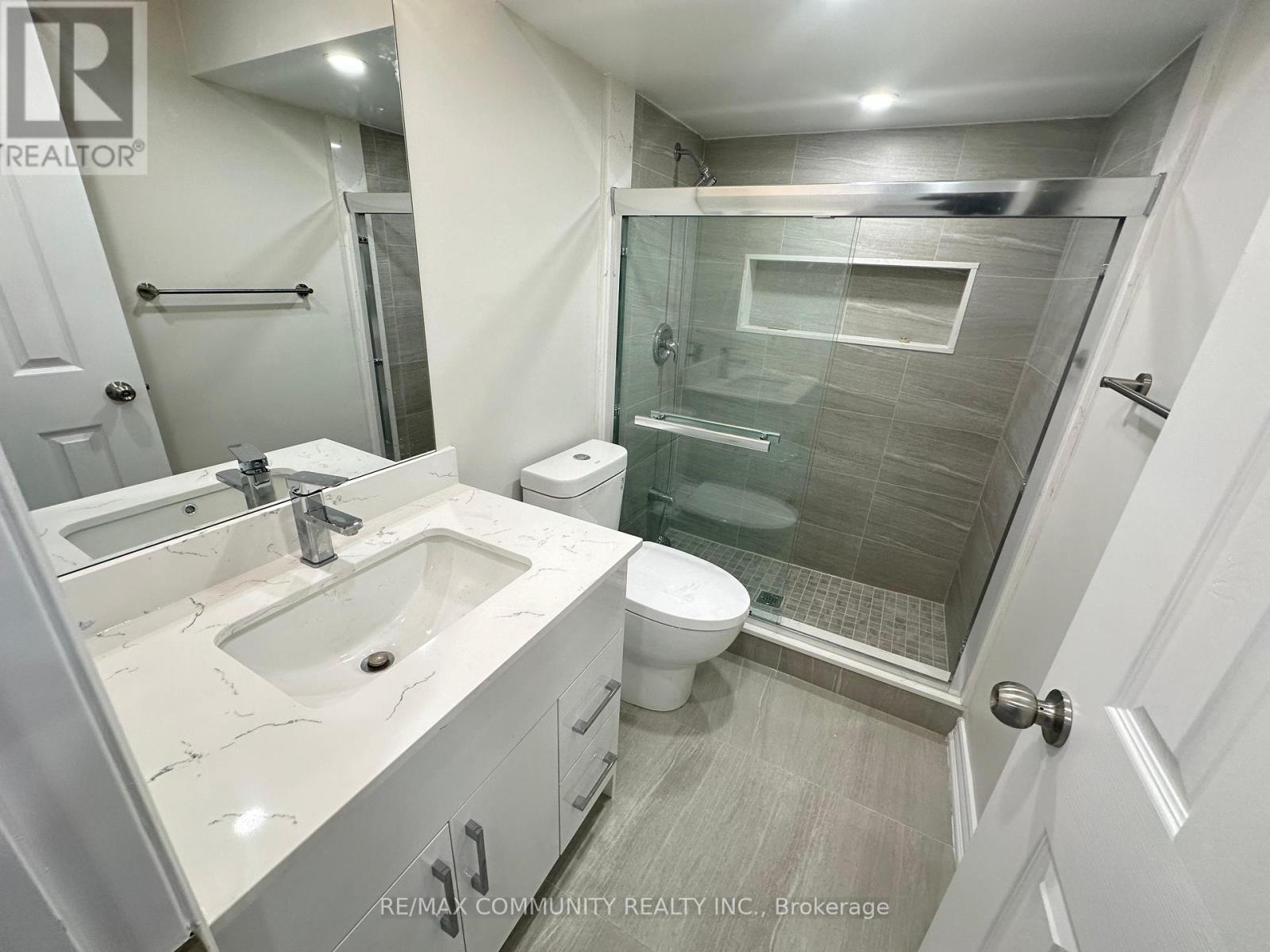 Basement - 46 Delambray Street, Brampton, Ontario L6R 0W2 - Photo 10 - W12486158