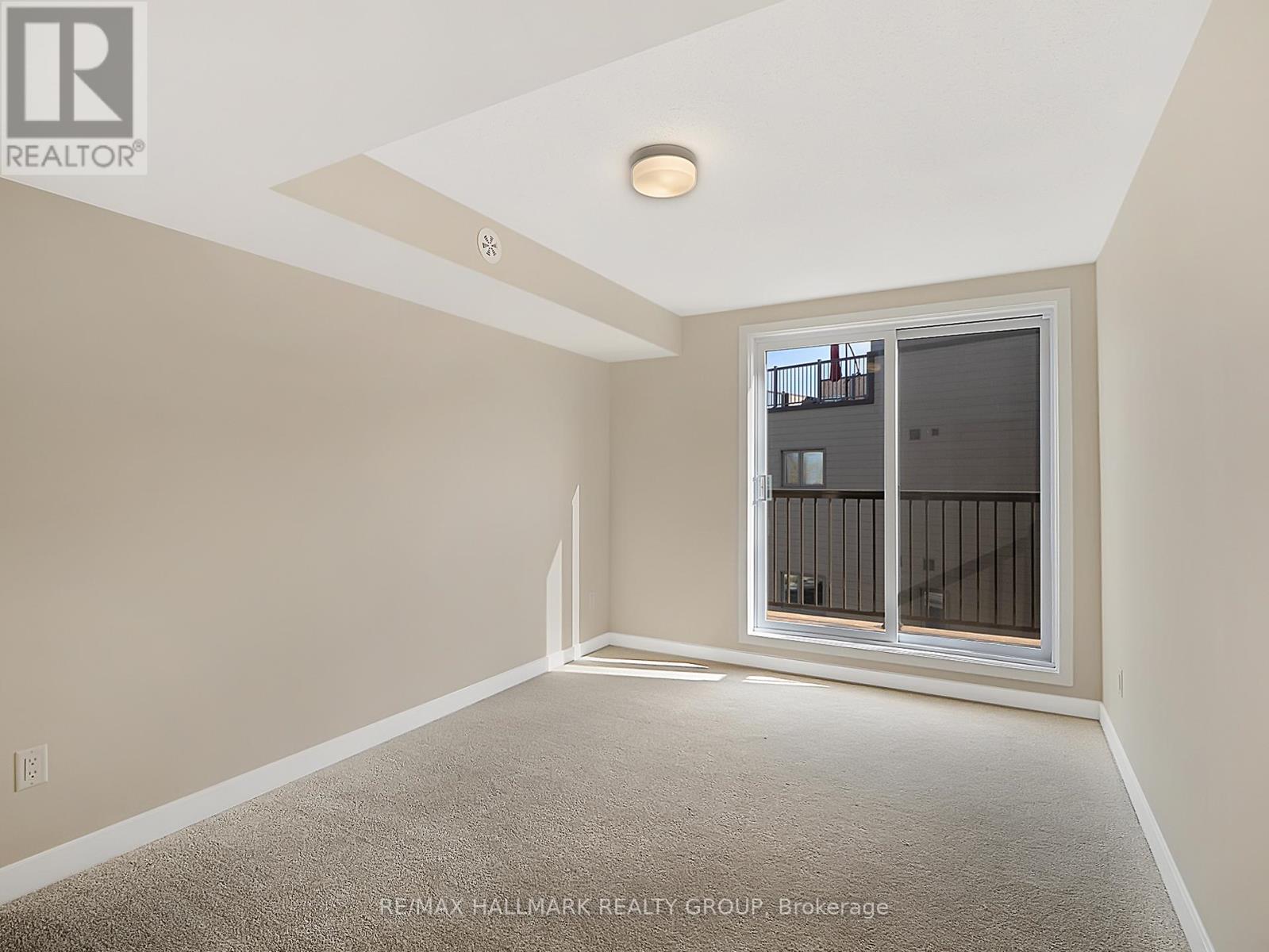 420 Mishi Private, Ottawa, Ontario  K1K 0P2 - Photo 14 - X12522430