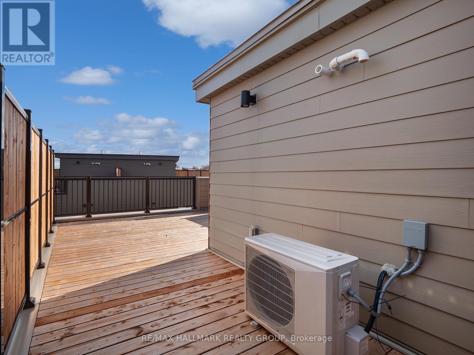 420 Mishi Private, Ottawa, Ontario  K1K 0P2 - Photo 18 - X12522430