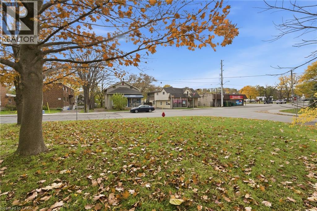 51 York Road Unit# A, Dundas, Ontario  L9H 1L6 - Photo 27 - 40786576