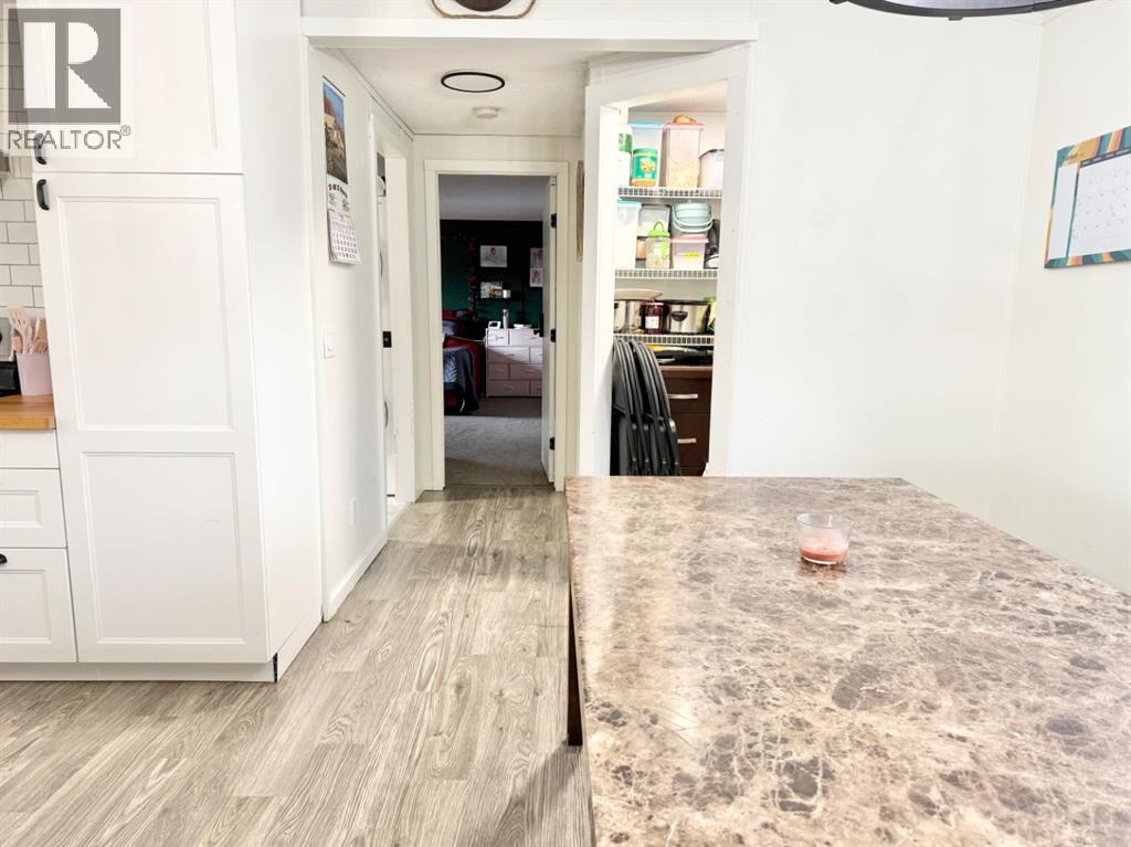 11 Roseglen Drive, Rosemary, Alberta  T0J 2W0 - Photo 13 - A2268083