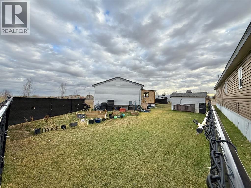 11 Roseglen Drive, Rosemary, Alberta  T0J 2W0 - Photo 7 - A2268083