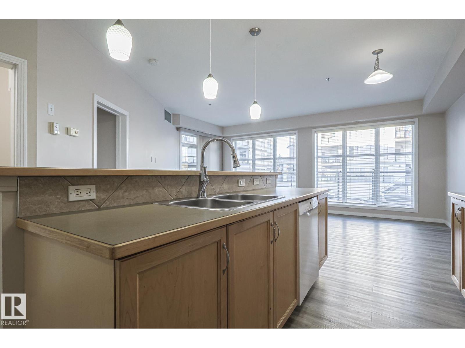 #100 4835 104a St Nw, Edmonton, Alberta  T6H 0R5 - Photo 13 - E4465097