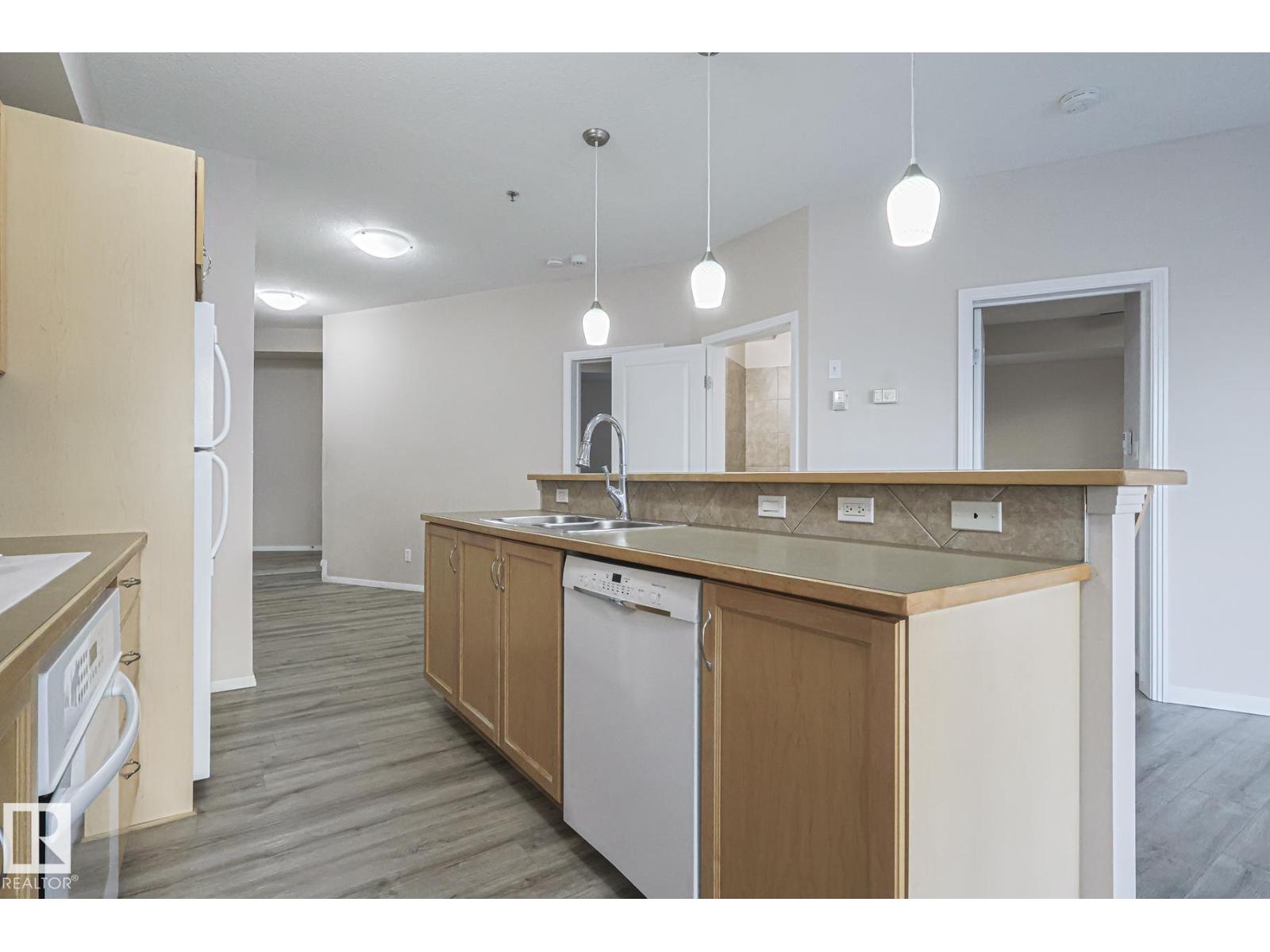 #100 4835 104a St Nw, Edmonton, Alberta  T6H 0R5 - Photo 15 - E4465097