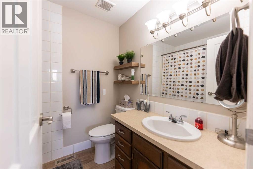 35 Oak Street, Red Deer, Alberta  T4P 1R8 - Photo 16 - A2266134