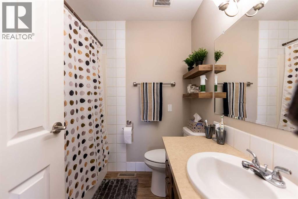 35 Oak Street, Red Deer, Alberta  T4P 1R8 - Photo 17 - A2266134