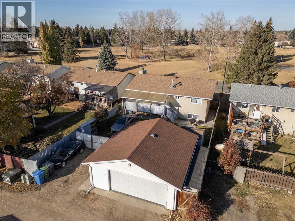 35 Oak Street, Red Deer, Alberta  T4P 1R8 - Photo 2 - A2266134