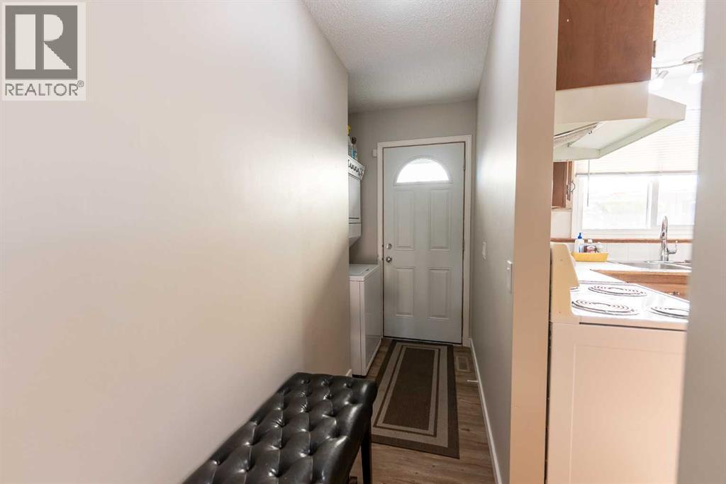 35 Oak Street, Red Deer, Alberta  T4P 1R8 - Photo 15 - A2266134