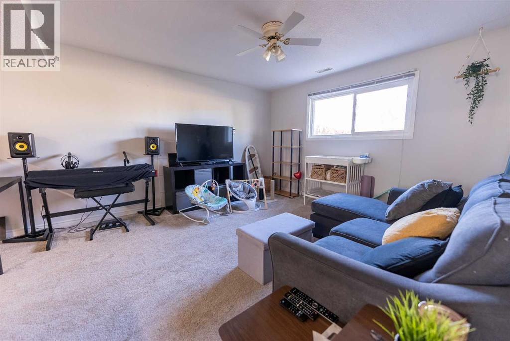 35 Oak Street, Red Deer, Alberta  T4P 1R8 - Photo 28 - A2266134