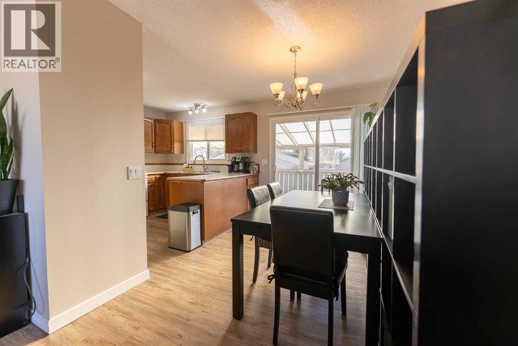 35 Oak Street, Red Deer, Alberta  T4P 1R8 - Photo 11 - A2266134