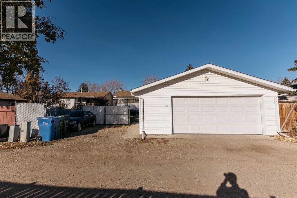 35 Oak Street, Red Deer, Alberta  T4P 1R8 - Photo 43 - A2266134