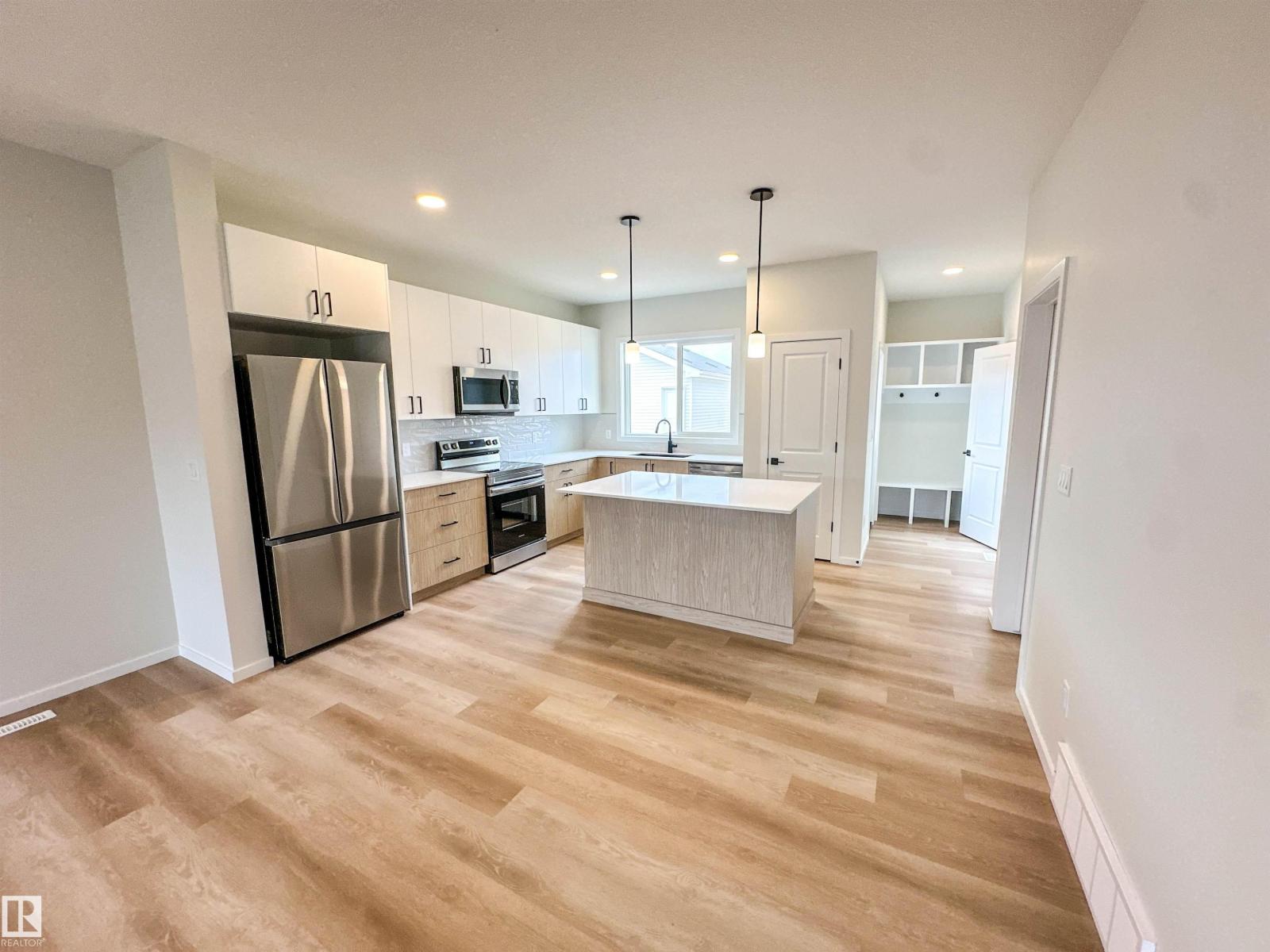 107 BRICKYARD DR, Stony Plain, Alberta