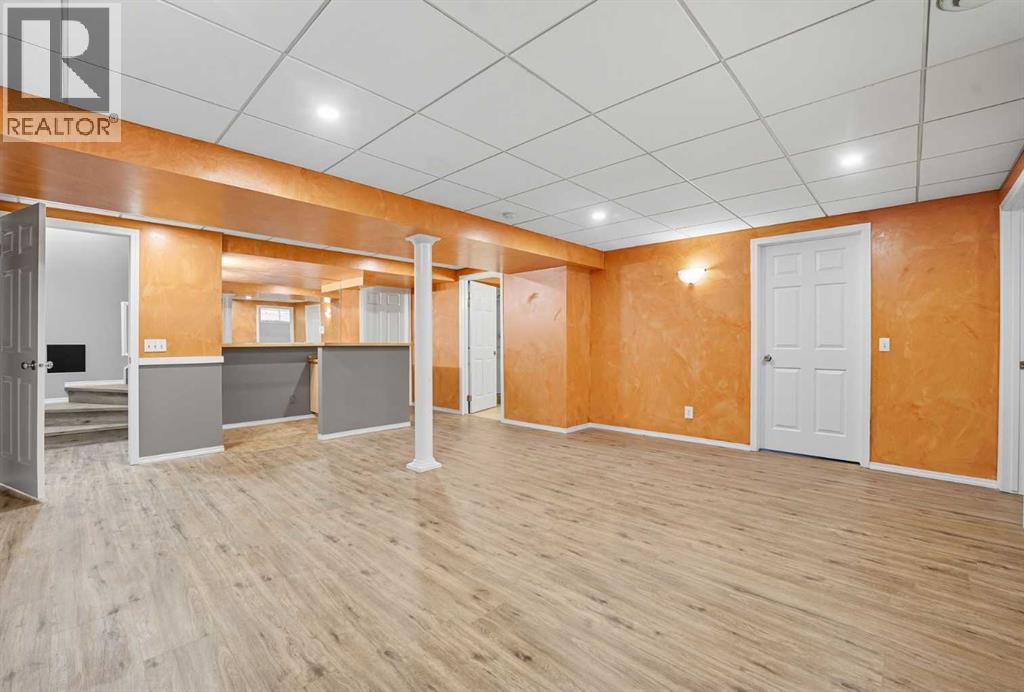 14 Rockborough Park Nw, Calgary, Alberta  T3G 5S8 - Photo 24 - A2226308