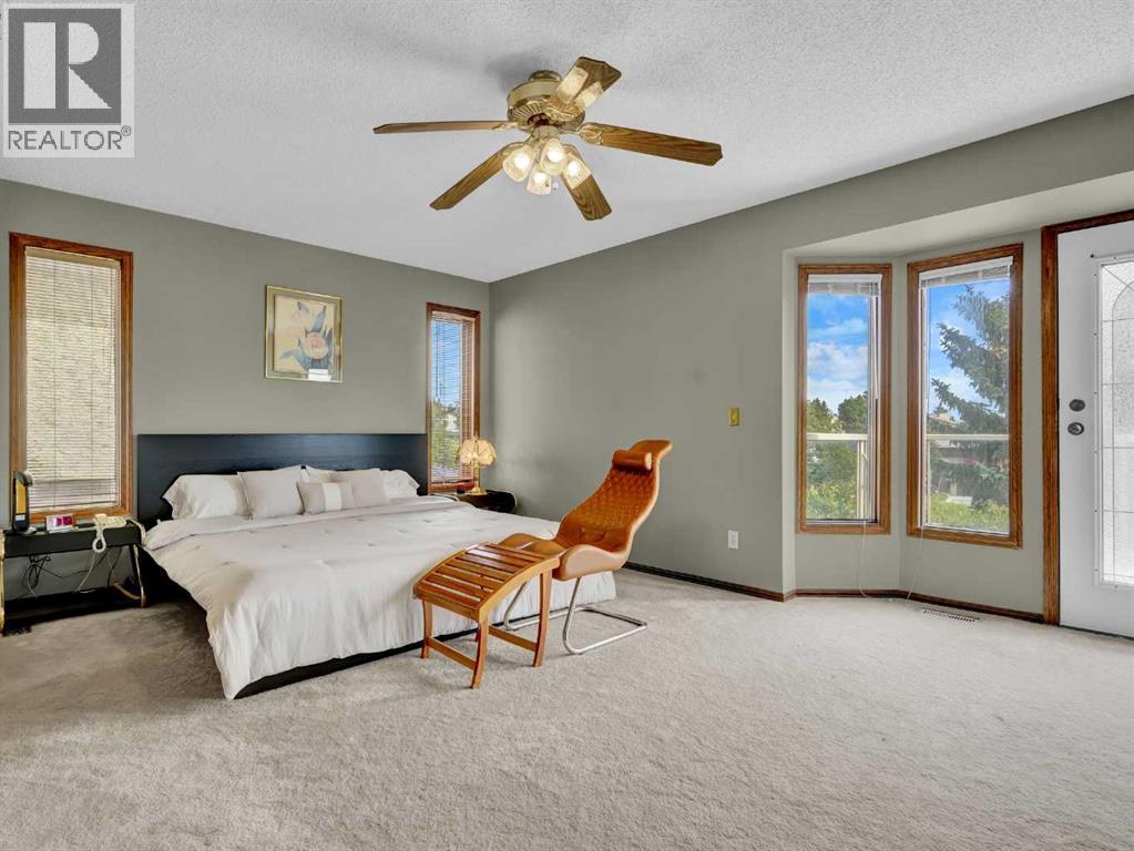 99 Hawkcliff Way Nw, Calgary, Alberta  T3G 2S3 - Photo 18 - A2253326