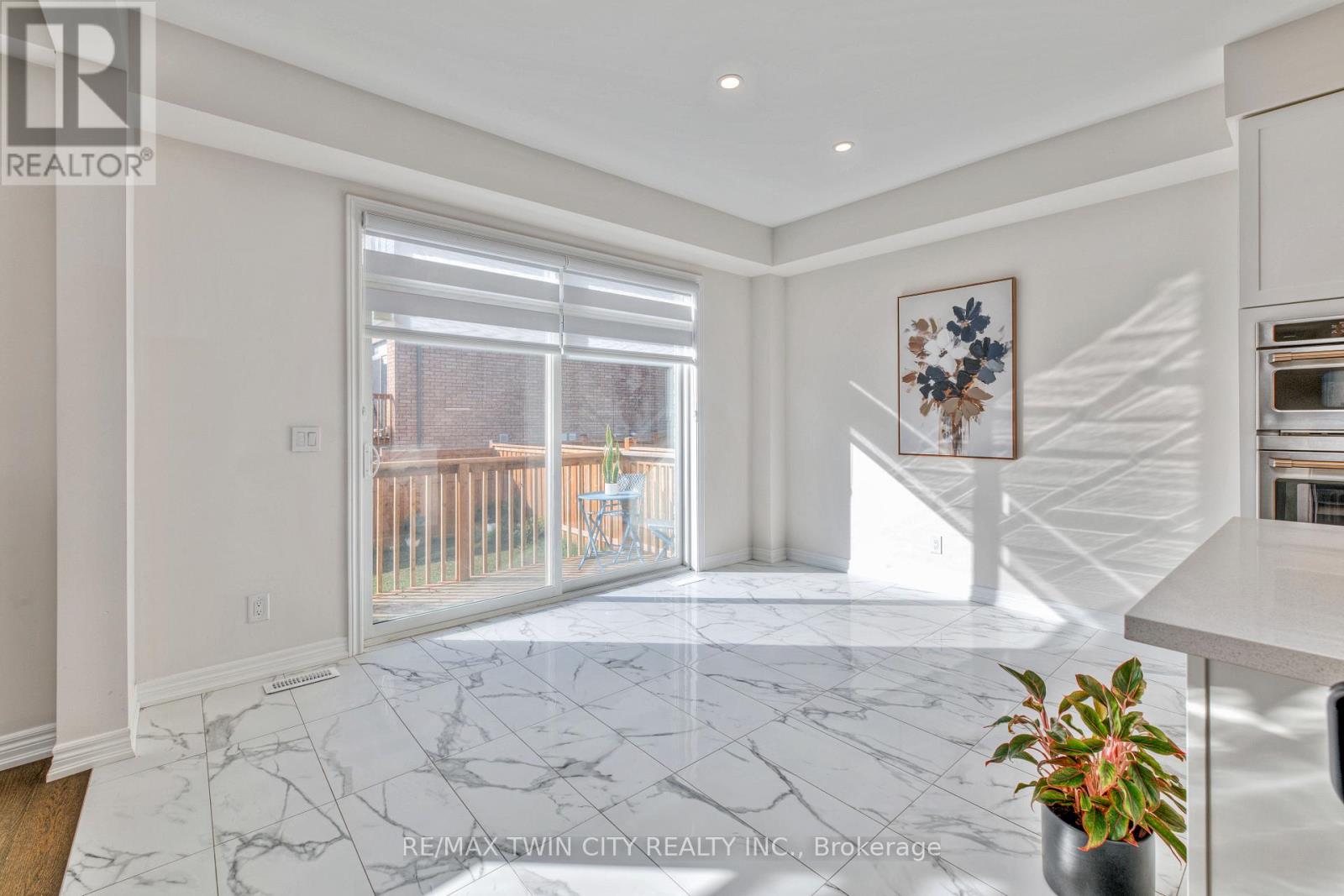 110 Haldimand Street, Kitchener, Ontario  N2R 0R2 - Photo 13 - X12522216