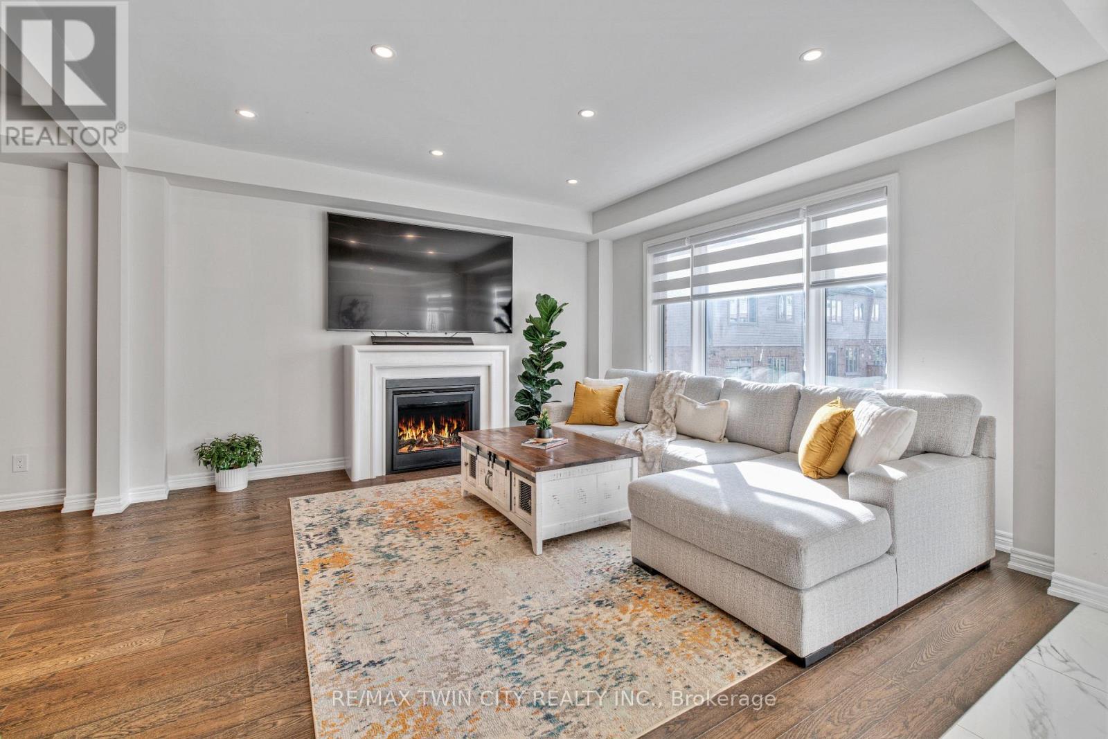 110 Haldimand Street, Kitchener, Ontario  N2R 0R2 - Photo 14 - X12522216