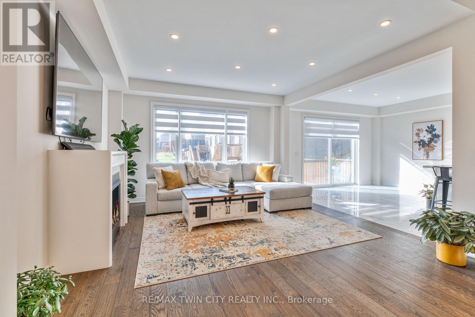 110 Haldimand Street, Kitchener, Ontario  N2R 0R2 - Photo 15 - X12522216