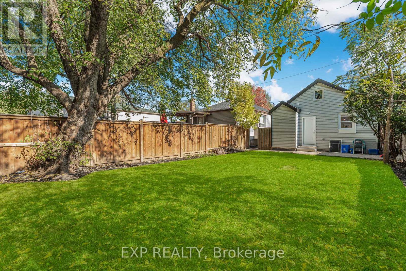 56 East 34th Street, Hamilton, Ontario  L8V 3W3 - Photo 29 - X12522238