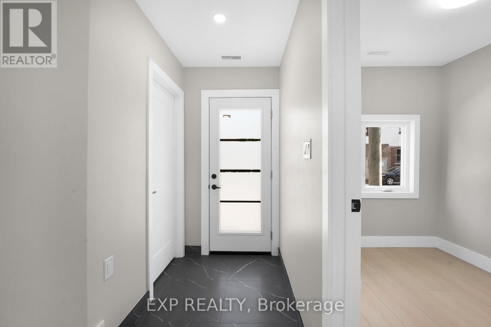 56 East 34th Street, Hamilton, Ontario  L8V 3W3 - Photo 3 - X12522238